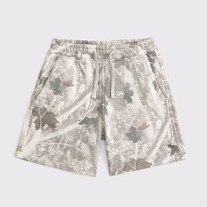 Abercrombie & Fitch Camo Shorts